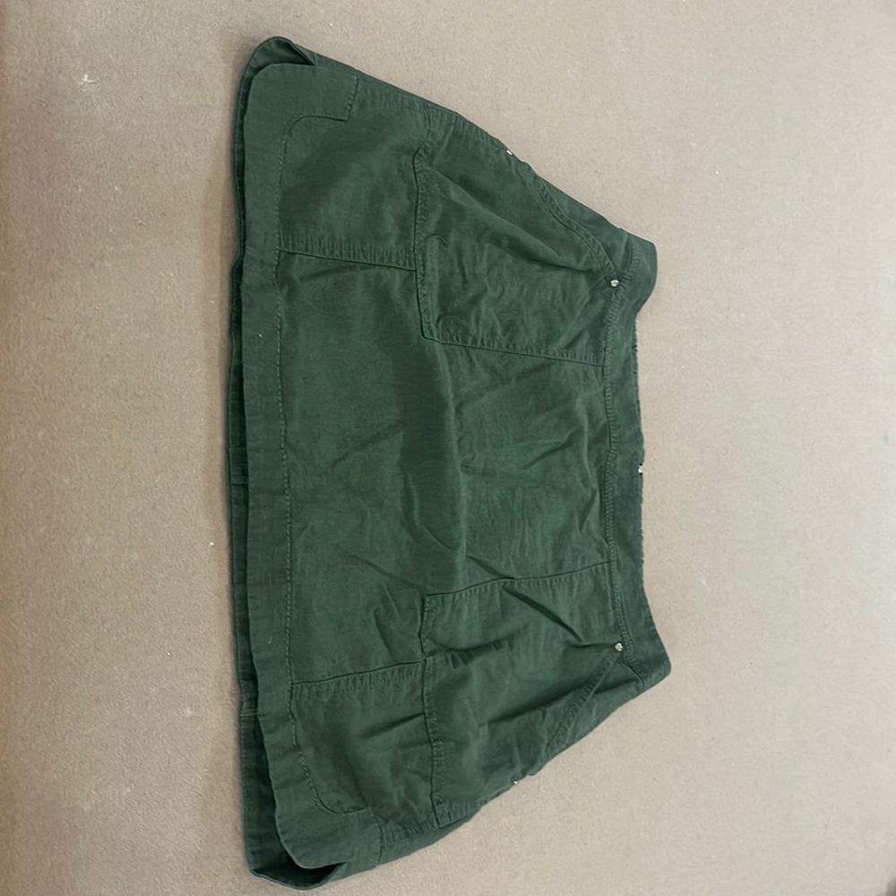 White House Black Market skirt